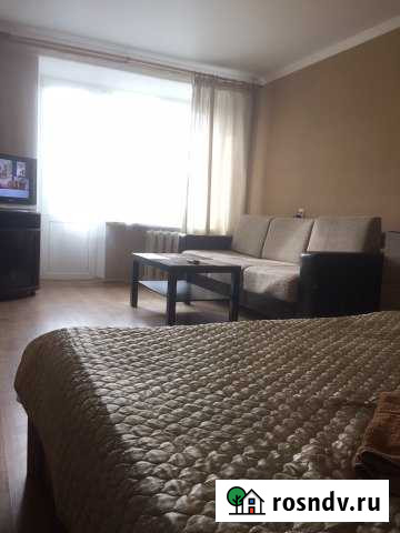 1-комнатная квартира, 32 м², 7/9 эт. в аренду посуточно в Азове Азов - изображение 1