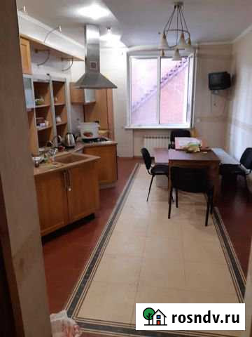 Комната 30 м² в > 9-ком. кв., 1/2 эт. в аренду посуточно в Ростове-на-Дону Ростов-на-Дону - изображение 1