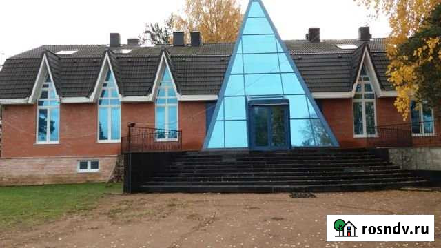 Квартира-студия, 60 м², 2/2 эт. в аренду на длительный срок в Петергофе Петергоф - изображение 1