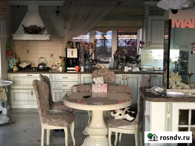 Дом 240 м² на участке 11 сот. в аренду на длительный срок в Курске Курск - изображение 1