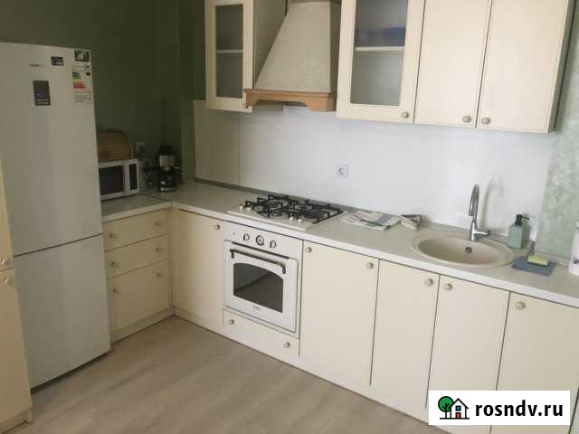 2-комнатная квартира, 81 м², 3/10 эт. в аренду посуточно в Зеленоградске Зеленоградск - изображение 1