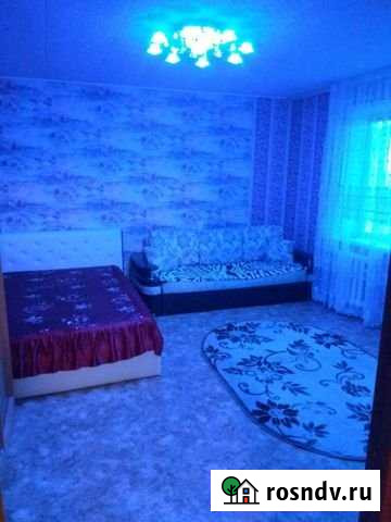 1-комнатная квартира, 40 м², 9/10 эт. в аренду посуточно в Нижнекамске Нижнекамск - изображение 1