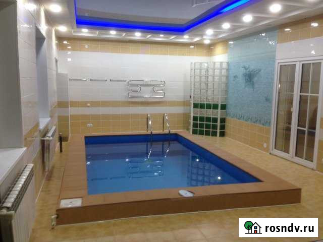 Коттедж 300 м² на участке 20 сот. в аренду посуточно в Невьянске Невьянск - изображение 1