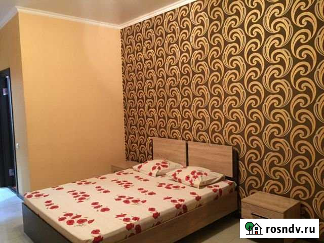 Комната 20 м² в > 9-ком. кв., 1/2 эт. в аренду на длительный срок в Геленджике Геленджик - изображение 1