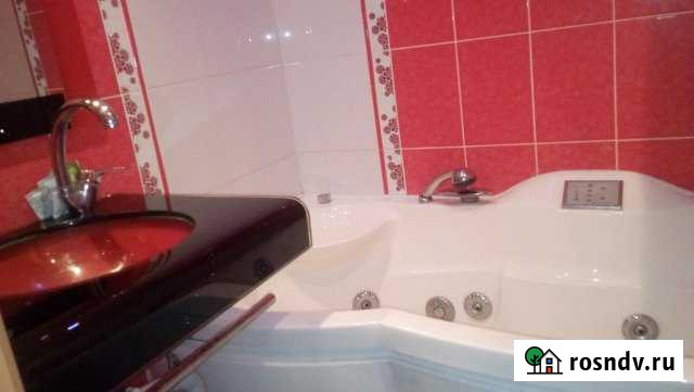 2-комнатная квартира, 64 м², 2/5 эт. в аренду посуточно в Ачинске Ачинск - изображение 1