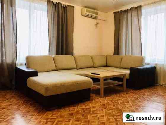 3-комнатная квартира, 90 м², 1/4 эт. в аренду посуточно в Кемерово Кемерово