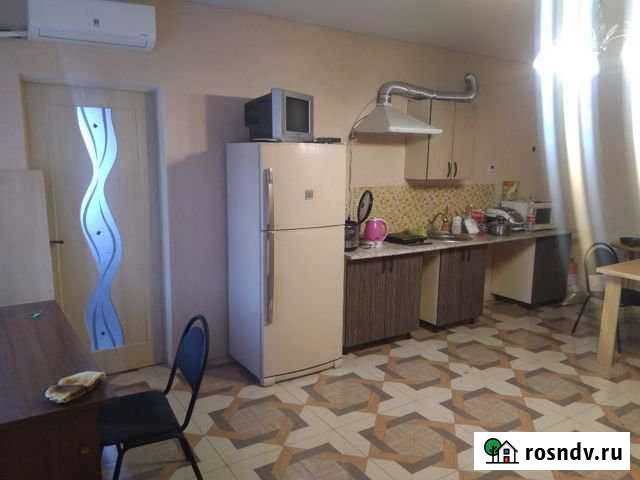 Комната 36 м² в 1-ком. кв., 1/3 эт. в аренду на длительный срок в Новороссийске Новороссийск - изображение 1