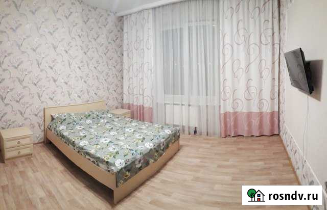 3-комнатная квартира, 89 м², 8/18 эт. в аренду посуточно в Челябинске Челябинск - изображение 1