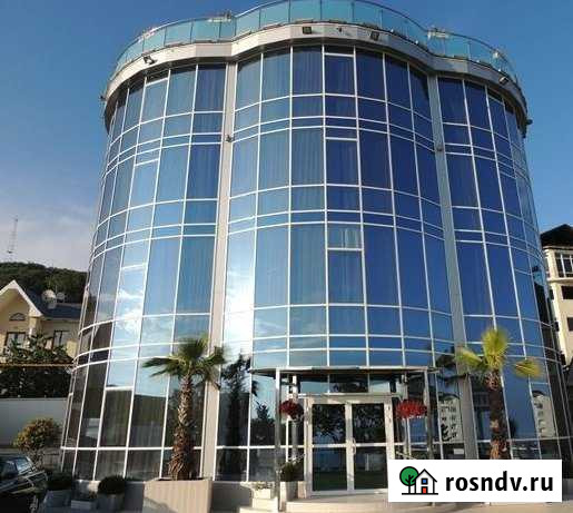 Коттедж 986 м² на участке 6 сот. в аренду на длительный срок в Сочи Сочи - изображение 1