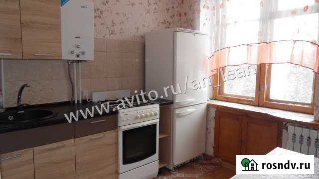 1-комнатная квартира, 31 м², 2/4 эт. в аренду на длительный срок в Новомосковске Новомосковск - изображение 1