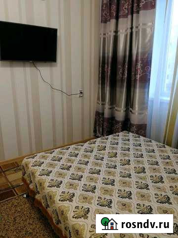 2-комнатная квартира, 38 м², 2/5 эт. в аренду посуточно в Когалыме Когалым - изображение 1