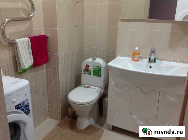 3-комнатная квартира, 91 м², 3/9 эт. в аренду посуточно в Великом Новгороде Великий Новгород - изображение 1