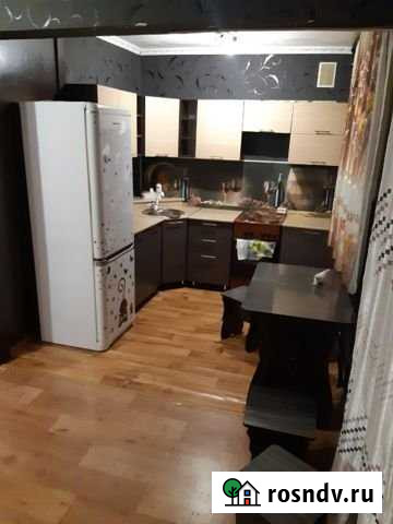 1-комнатная квартира, 31 м², 1/5 эт. в аренду посуточно в Усолье-Сибирском Усолье-Сибирское - изображение 1