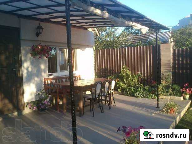 Дом 42 м² на участке 3 сот. в аренду посуточно в Севастополе Севастополь - изображение 1