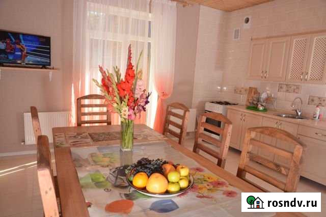 3-комнатная квартира, 80 м², 1/3 эт. в аренду посуточно в Кисловодске Кисловодск - изображение 1