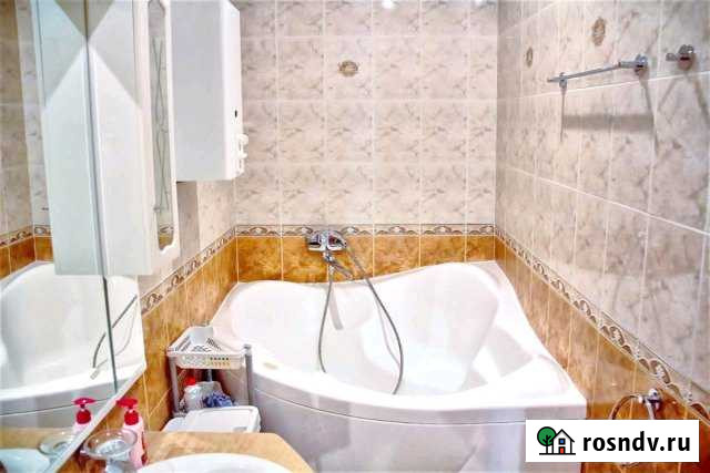 1-комнатная квартира, 45 м², 3/5 эт. в аренду посуточно в Туле Тула - изображение 1