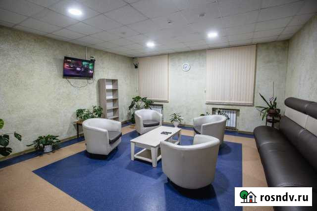 Комната 18 м² в > 9-ком. кв., 2/5 эт. в аренду посуточно в Сургуте Ханты-Мансийского АО Сургут - изображение 1