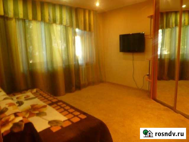 2-комнатная квартира, 40 м², 1/5 эт. в аренду посуточно в Нефтеюганске Нефтеюганск - изображение 1