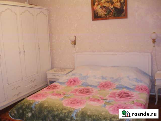 2-комнатная квартира, 40 м², 1/2 эт. в аренду посуточно в Таганроге Таганрог - изображение 1