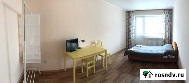 Комната 20 м² в 4-ком. кв., 1/4 эт. в аренду посуточно в Якутске Якутск - изображение 1