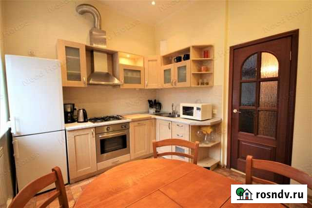 4-комнатная квартира, 115 м², 2/6 эт. в аренду на длительный срок в Санкт-Петербурге Санкт-Петербург - изображение 1