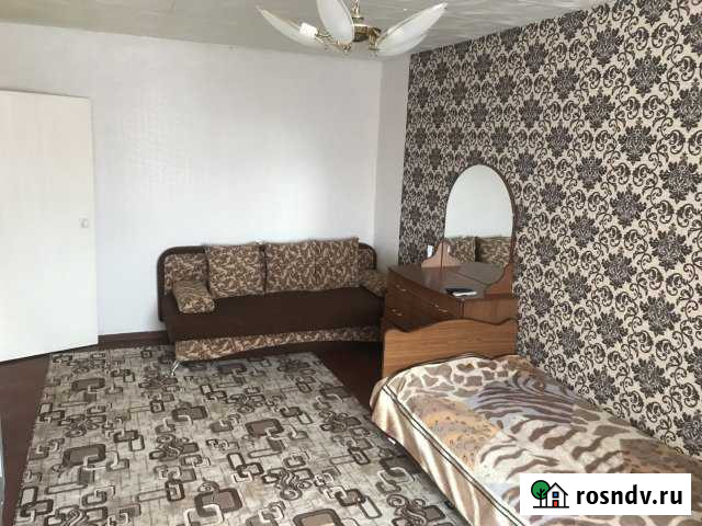 1-комнатная квартира, 31 м², 2/5 эт. в аренду посуточно в Шексне Шексна - изображение 1