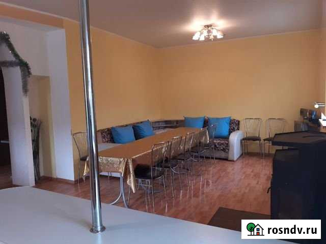 Коттедж 220 м² на участке 10 сот. в аренду посуточно в Уфе Уфа - изображение 1