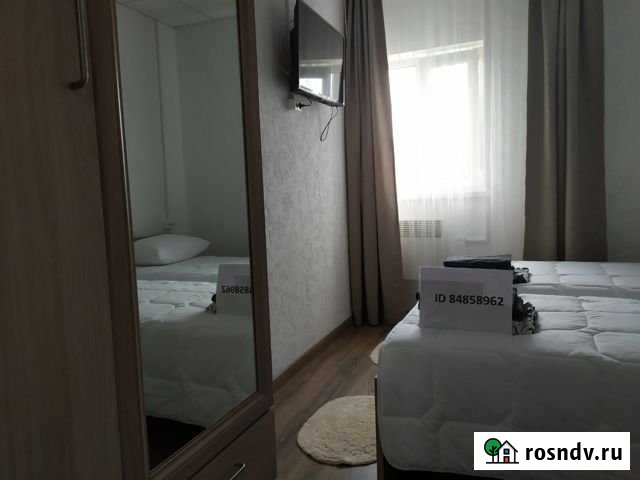 Комната 12 м² в 2-ком. кв., 3/3 эт. в аренду посуточно в Мурино Мурино - изображение 1