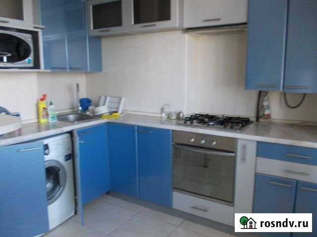 3-комнатная квартира, 75 м², 4/5 эт. в аренду на длительный срок в Севастополе Севастополь - изображение 1