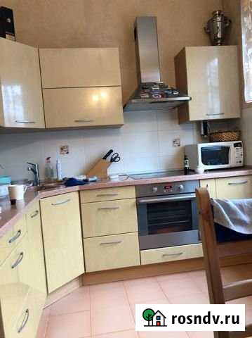 Комната 19.3 м² в 2-ком. кв., 2/5 эт. в аренду на длительный срок в Челябинске Челябинск - изображение 1