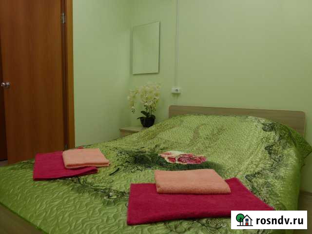 Комната 10 м² в 6-ком. кв., 1/16 эт. в аренду посуточно в Иркутске Иркутск - изображение 1