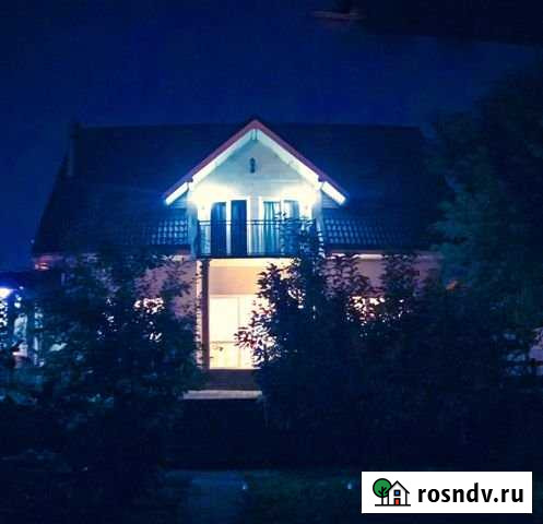 Коттедж 220 м² на участке 15 сот. в аренду посуточно в Красноярске Красноярск - изображение 1