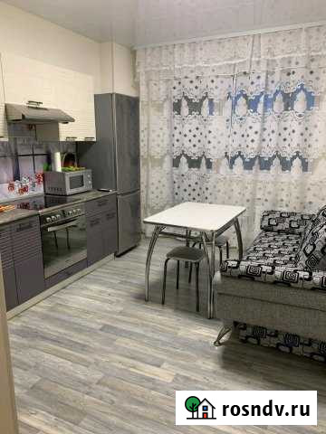 2-комнатная квартира, 70 м², 6/16 эт. в аренду посуточно в Нефтеюганске Нефтеюганск - изображение 1