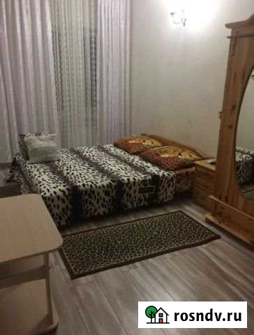 Комната 18 м² в > 9-ком. кв., 1/3 эт. в аренду на длительный срок в Геленджике Геленджик - изображение 1