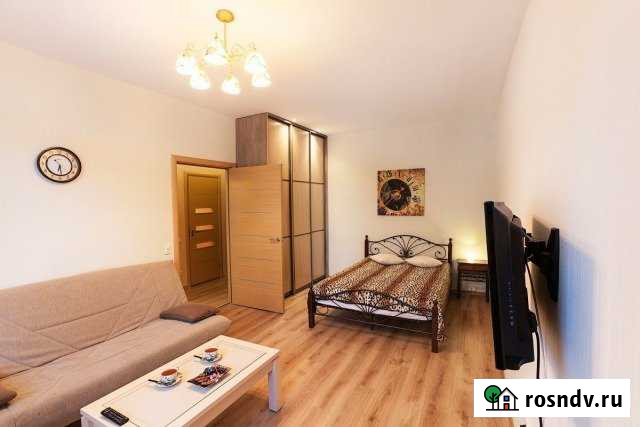 1-комнатная квартира, 37 м², 1/4 эт. в аренду посуточно в Петрозаводске Петрозаводск - изображение 1