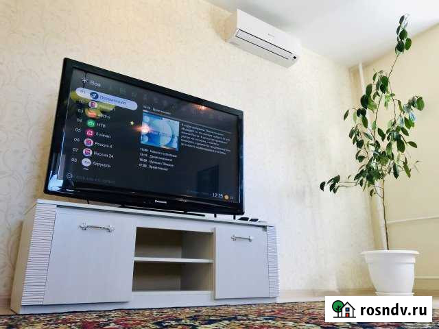 1-комнатная квартира, 50 м², 3/5 эт. в аренду посуточно в Петрозаводске Петрозаводск - изображение 1