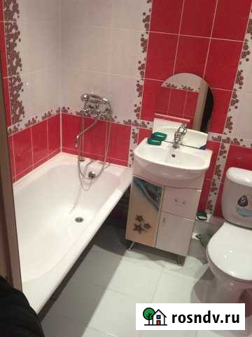 1-комнатная квартира, 38 м², 7/10 эт. в аренду посуточно в Ленинске-Кузнецком Ленинск-Кузнецкий - изображение 1