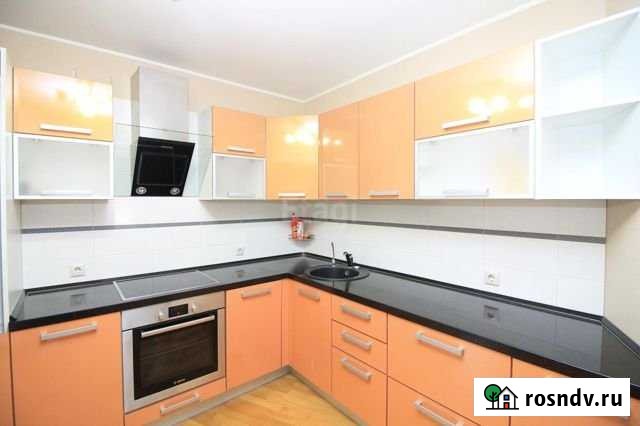 3-комнатная квартира, 102 м², 12/14 эт. в аренду на длительный срок в Тюмени Тюмень - изображение 1