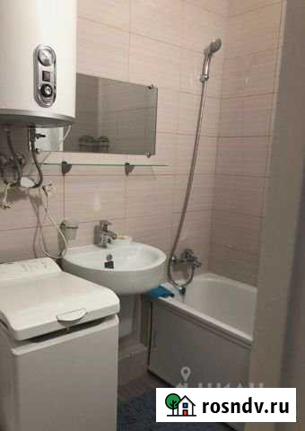 Комната 12 м² в 3-ком. кв., 2/5 эт. в аренду на длительный срок в Симферополе Симферополь - изображение 1