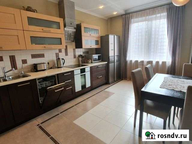 4-комнатная квартира, 145 м², 6/10 эт. в аренду на длительный срок в Тольятти Тольятти - изображение 1