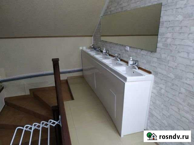 Комната 14 м² в 3-ком. кв., 2/2 эт. в аренду на длительный срок в Красной Поляне Краснодарского края Красная Поляна - изображение 1