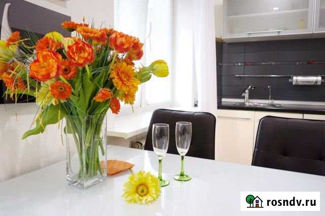 2-комнатная квартира, 65 м², 6/9 эт. в аренду посуточно в Волгограде Волгоград - изображение 1