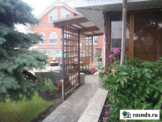 Коттедж 250 м² на участке 20 сот. в аренду посуточно в Магнитогорске Магнитогорск - изображение 1