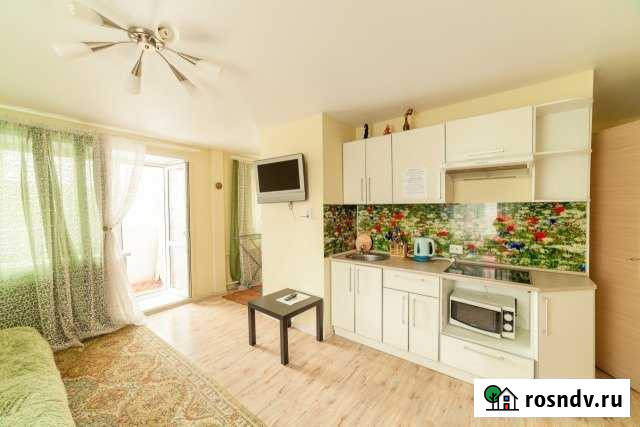 Квартира-студия, 35 м², 3/5 эт. в аренду посуточно в Кургане Курган - изображение 1