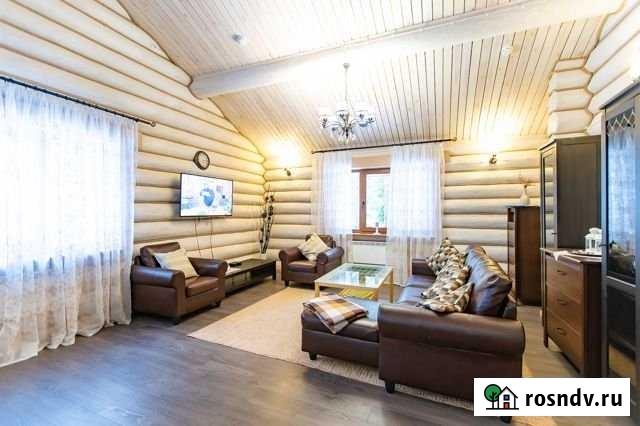 Дом 130 м² на участке 15 сот. в аренду посуточно в Первомайском Ленинградской области Первомайское - изображение 1