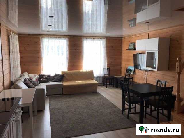 Коттедж 110 м² на участке 10 сот. в аренду посуточно в Шарыпово Шарыпово - изображение 1