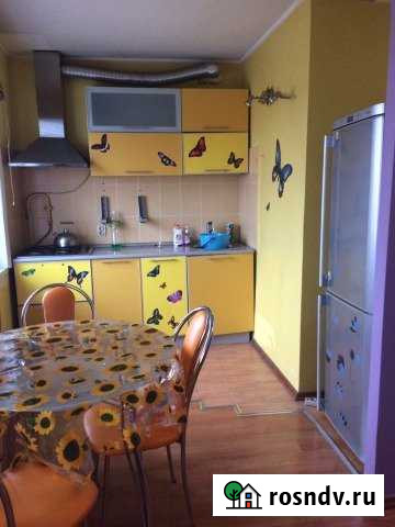 3-комнатная квартира, 68 м², 5/5 эт. в аренду на длительный срок в Астрахани Астрахань - изображение 1