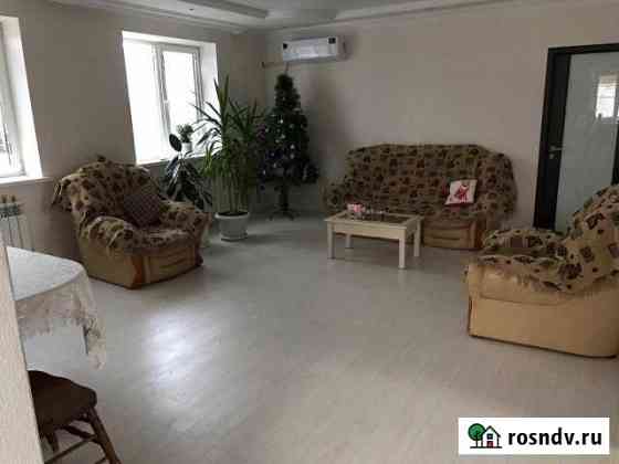 Дом 125 м² на участке 10 сот. на продажу в Новокубанске Новокубанск