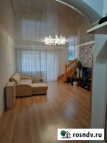 Таунхаус 110 м² на участке 1 сот. в аренду посуточно в Магнитогорске Магнитогорск - изображение 1