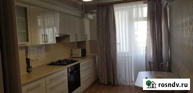 1-комнатная квартира, 48 м², 4/9 эт. в аренду посуточно в Евпатории Евпатория - изображение 1